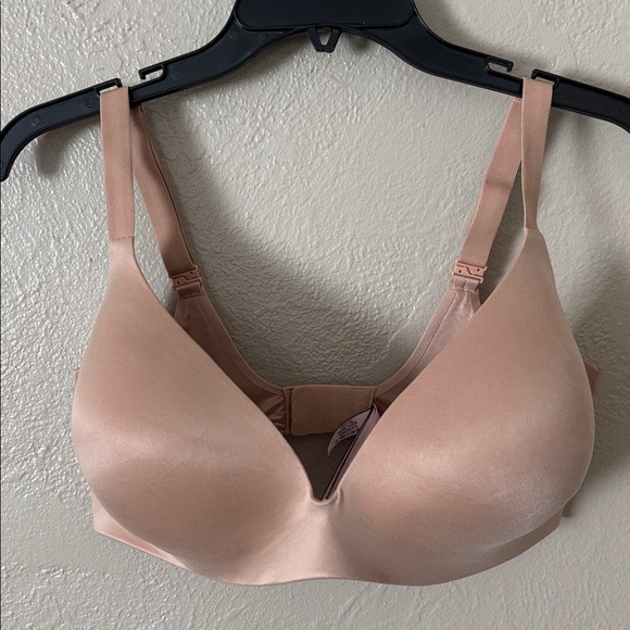 Victoria's Secret Women’s Lined Semi Demi Bra 38DD Nude Underwire - Picture 1 of 8